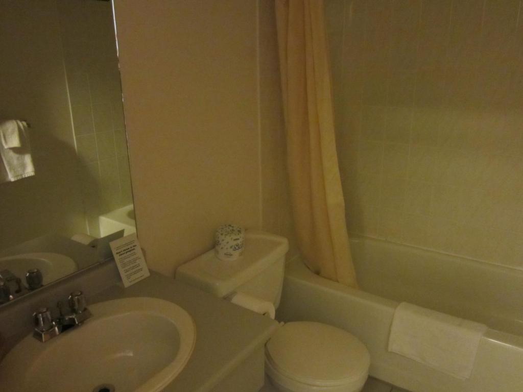 Anchor Inn Hotel Prince Rupert Δωμάτιο φωτογραφία