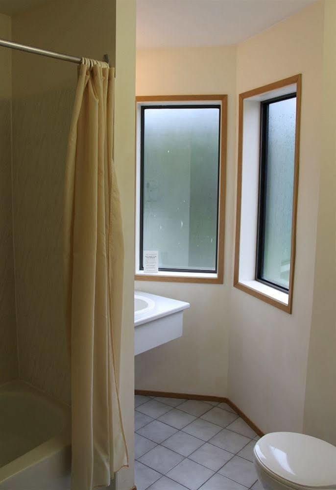 Anchor Inn Hotel Prince Rupert Εξωτερικό φωτογραφία